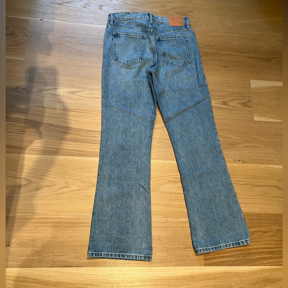 Banana Republic High Rise Relaxed Bootcut Jeans size 27 - NWT